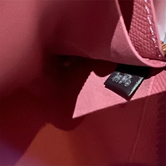 COACH Double Zip-Around Travel & Phone Wallet PINK Leather w Gold Hardware NWOT - Picture 13 of 13